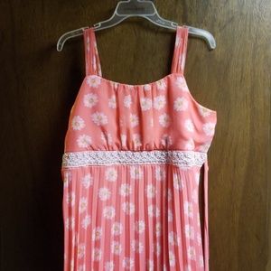 Girls dress